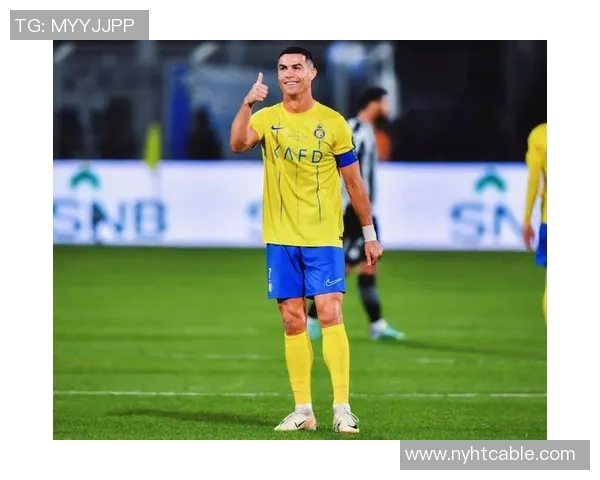 球星C罗球场穿搭解析时尚与运动完美结合的独特魅力